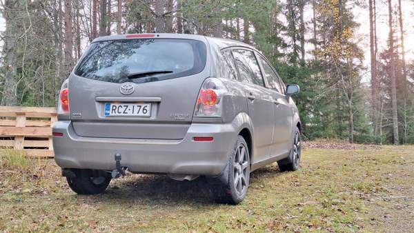 Toyota Corolla Verso Mynämäki - valokuva 3