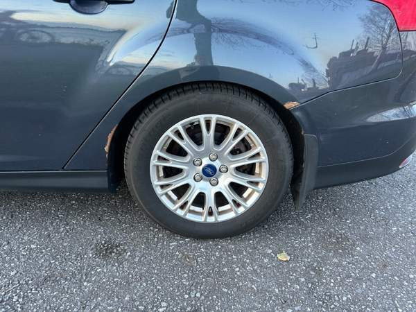 Ford Focus Вааса - изображение 4