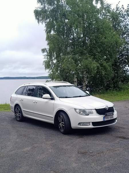 Skoda Superb Kitee - photo 3
