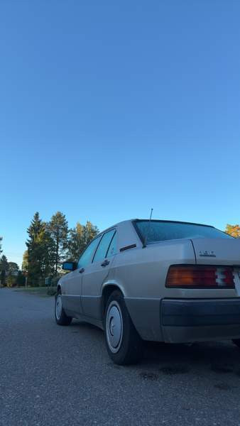 Mercedes-Benz 190 Lapinjärvi - photo 4