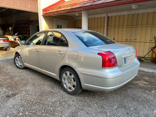 Toyota Avensis Jyvaeskylae – foto 1