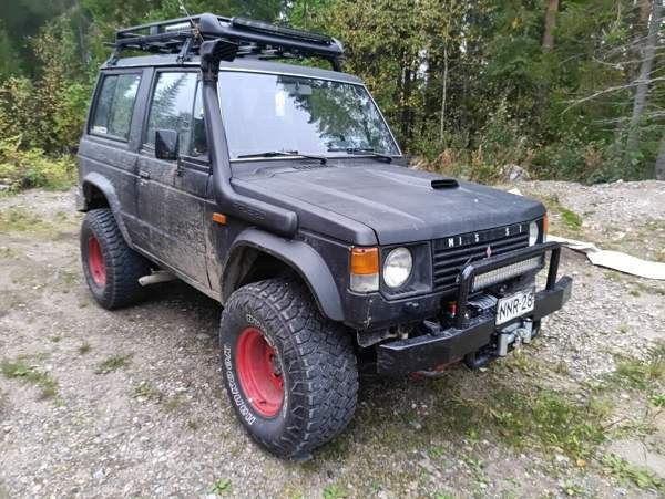 Mitsubishi Pajero Tervola - valokuva 1