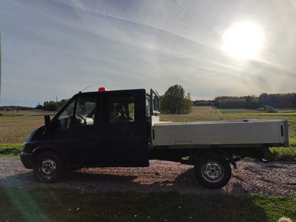 Ford Transit Siuntio - valokuva 2