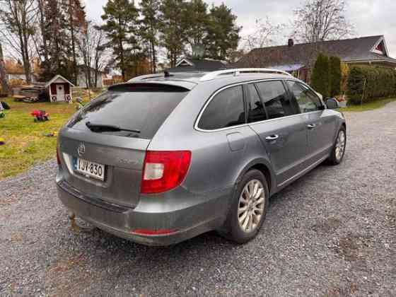 Skoda Superb Alahärmä