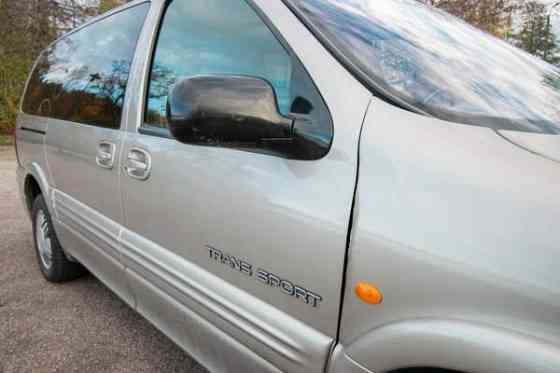 Chevrolet Trans Sport Холлола