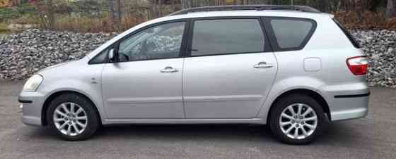 Toyota Avensis Verso Helsinki