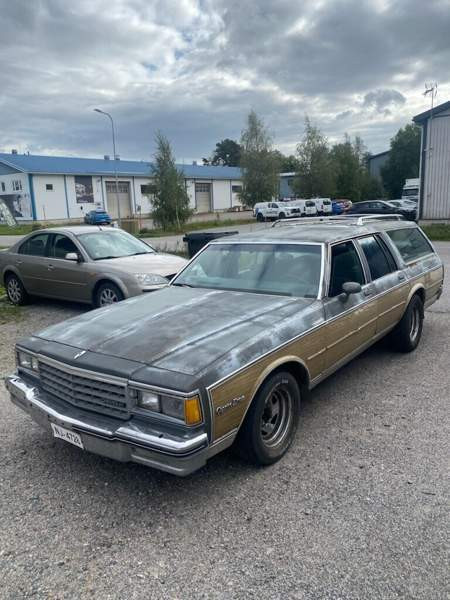 Chevrolet Caprice Турткуль - изображение 1