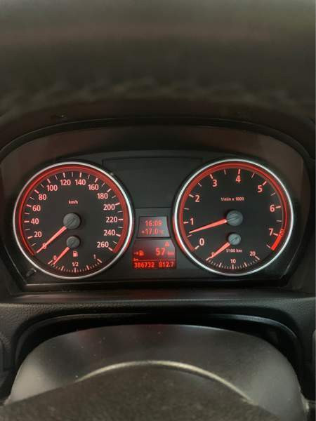 BMW 330 Riihimäki - valokuva 8