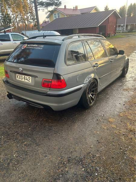 BMW 330 Oulu - valokuva 7