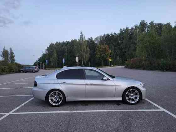 BMW 330 Laensi-Turunmaa