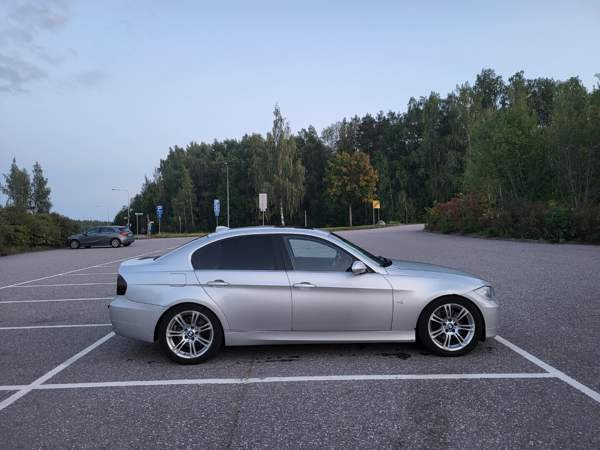 BMW 330 Laensi-Turunmaa - photo 3