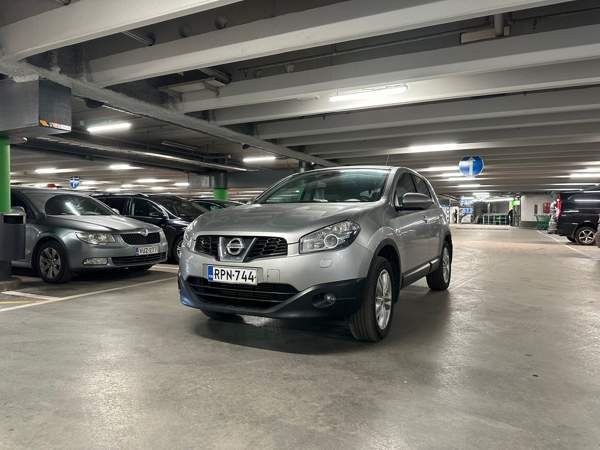 Nissan Qashqai Helsinki - valokuva 1