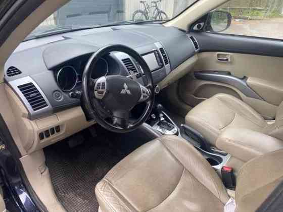 Mitsubishi Outlander Hafnarfjoerdur