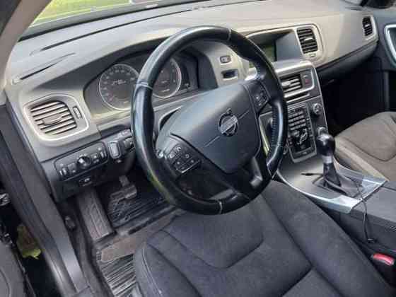 Volvo V60 Макао