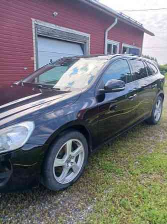 Volvo V60 Макао