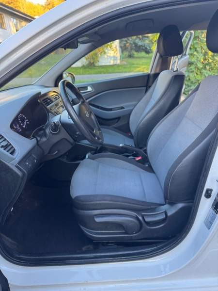 Hyundai i20 Helsinki - valokuva 7