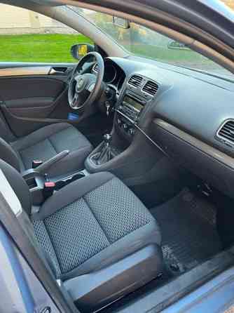 Volkswagen Golf Lieto