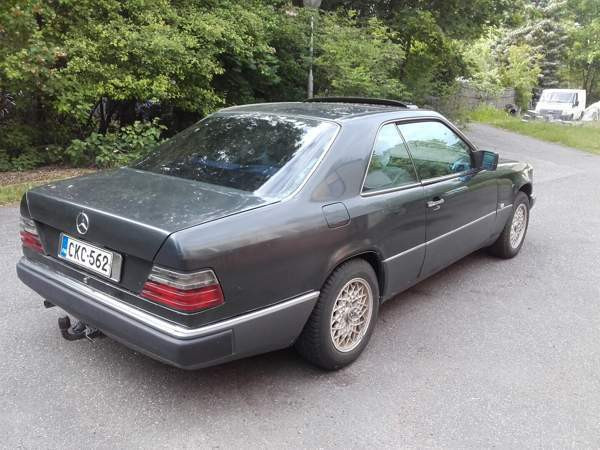 Mercedes-Benz 230 Helsinki - valokuva 3