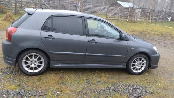 Toyota Corolla Куусамо - изображение 6