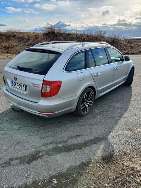 Skoda Superb Kauhava - valokuva 2