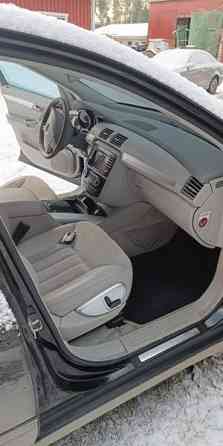 Mercedes-Benz R Muhos