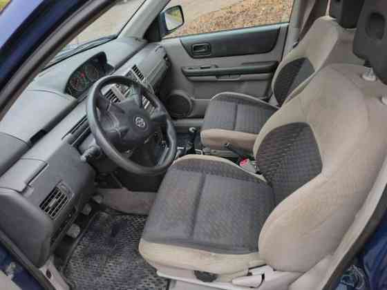 Nissan X-Trail Kalvola