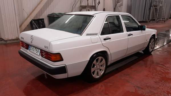 Mercedes-Benz 190 Keminmaa - valokuva 7