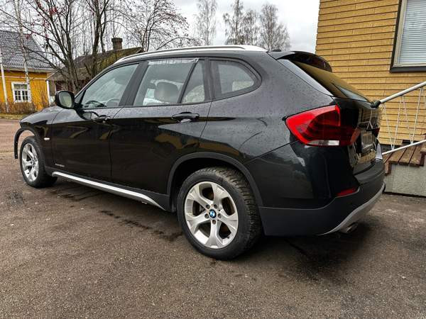 BMW X1 Чукотский АО - изображение 4