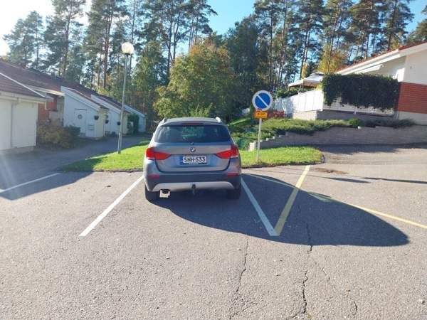 BMW X1 Каарина - изображение 2