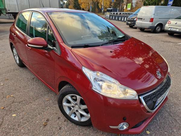 Peugeot 208 Vantaa - photo 1