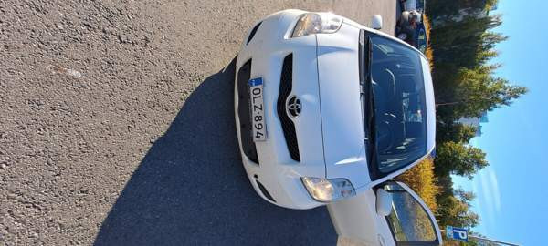 Toyota Yaris Оулу - изображение 6