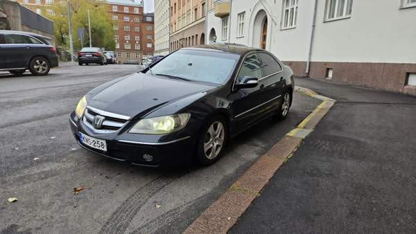 Honda Legend Helsinki - valokuva 1