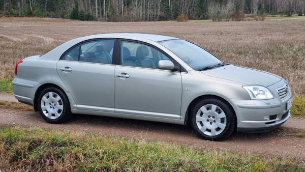 Toyota Avensis Vehmaa – foto 3