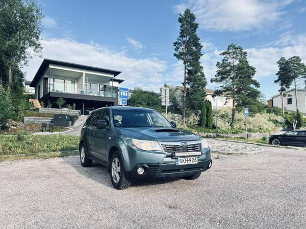 Subaru Forester Эспоо - изображение 1