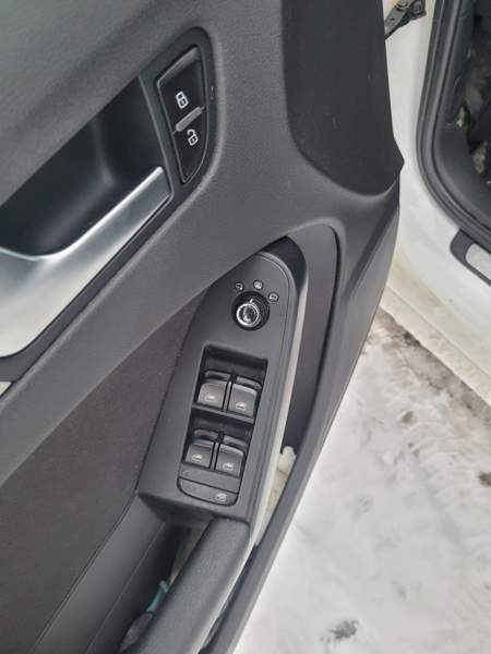 Audi A4 Macau - valokuva 5