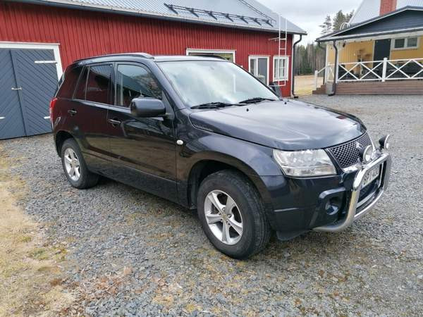 Suzuki Grand Vitara Jalasjärvi - valokuva 1