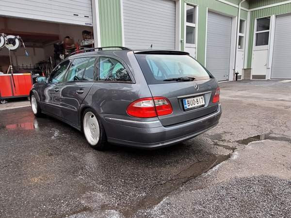 Mercedes-Benz E Nokia - valokuva 3