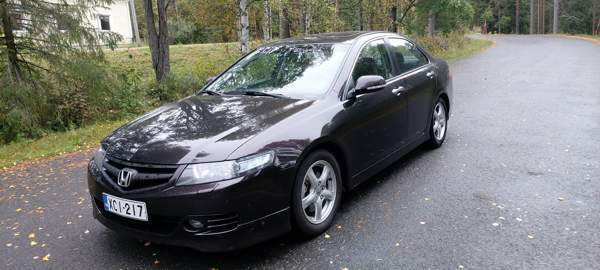 Honda Accord Kuusamo - valokuva 1