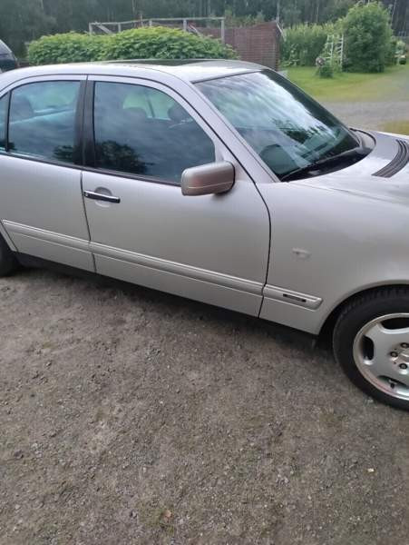 Mercedes-Benz 430 Nivala - photo 8