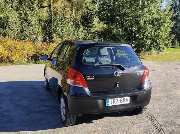 Toyota Yaris Chuvashskaya Respublika – foto 4