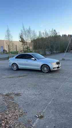 Mercedes-Benz 220 Макао