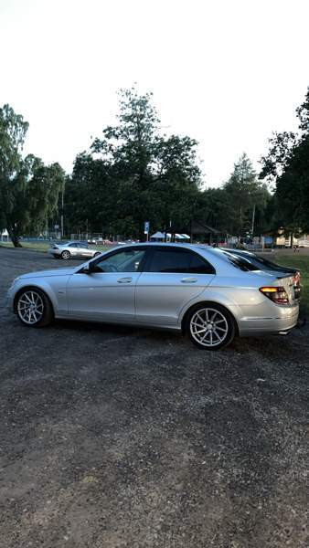 Mercedes-Benz 220 Макао - изображение 5