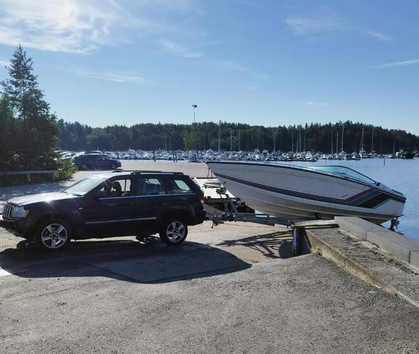 Jeep Grand Cherokee Helsinki - photo 2