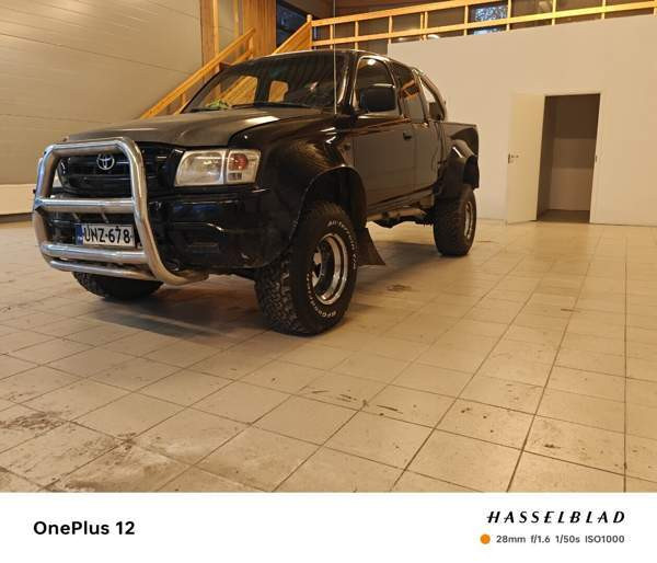 Toyota Hilux Ylikiiminki - изображение 1