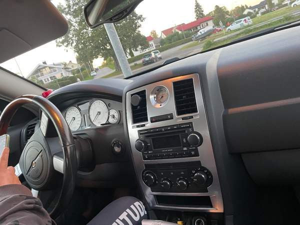 Chrysler 300C Raasepori – foto 6