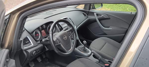 Opel Astra Hollola - valokuva 6