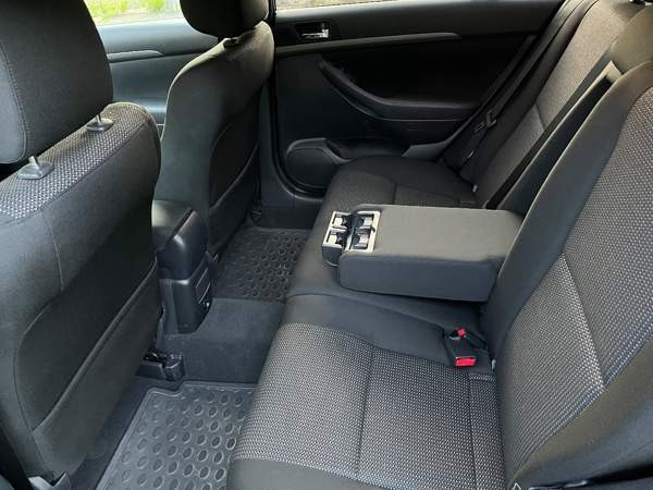 Toyota Avensis Йоэнсуу - изображение 8