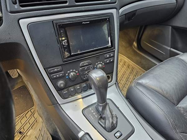 Volvo V70 Tuusula - valokuva 8