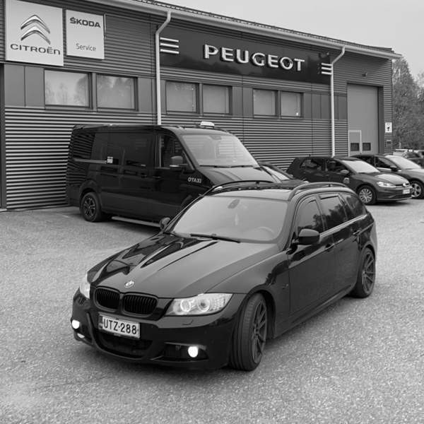 BMW 320 Kuusamo - valokuva 5