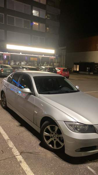 BMW 318 Kouvola - valokuva 1